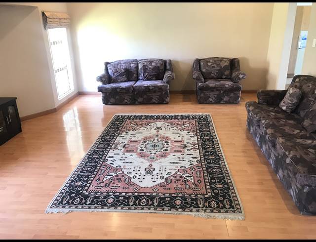4 bed property for sale in SUIDEROORD